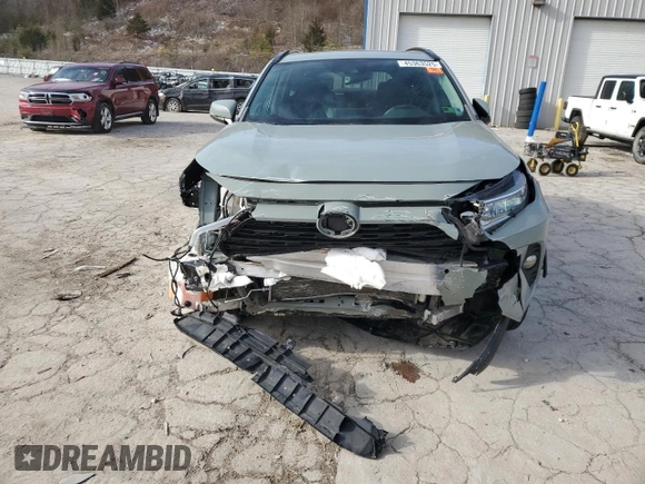 2019 Toyota RAV4 XLE Premium with VIN 2T3A1RFV2KW081106, listed as a Copart auction lot 45363525 with 93,803 mi miles and Salvage Title. Bid and sale history available at carsss.com. Image 5.
