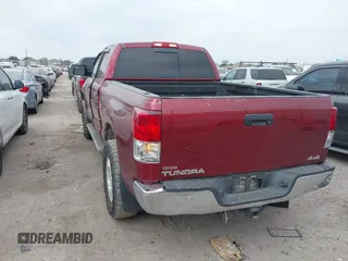 2010 Toyota Tundra 4WD Truck with VIN 5TFUM5F1XAX007758, listed as a IAAI auction lot 41545602 with 441,934 mi miles. Bid and sale history available at carsss.com. Image 3.