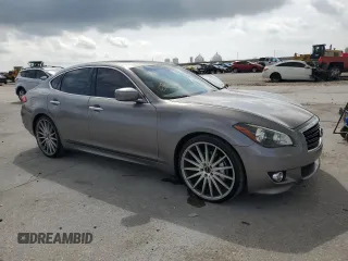 2013 Infiniti M z VIN JN1BY1AP9DM514188, wystawiony jako Copart lot #57634155 z przebiegiem 170 910 mil mil oraz Szkoda całkowita • Salvage title. Historia ofert i sprzedaży dostępna na DreamBid. Obrazek 4.
