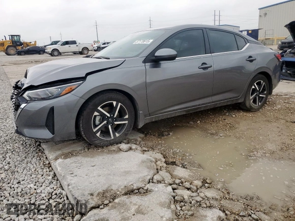 2024 Nissan Sentra SV z VIN 3N1AB8CVXRY261632, wystawiony jako Copart lot #57170615 z przebiegiem 17 549 mil mil oraz Szkoda całkowita • Salvage title. Historia ofert i sprzedaży dostępna na DreamBid. Obrazek 1.
