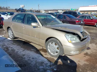 2003 Lexus LS 430 with VIN JTHBN30FX30119371, listed as a IAAI auction lot 41347617 with 165,541 mi miles. Bid and sale history available at carsss.com. Image 1.