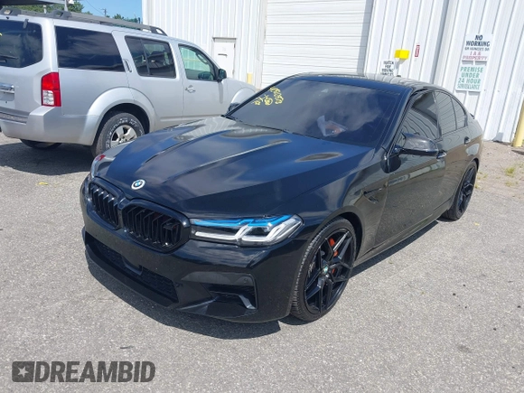 2015 BMW 5 Series 535i xDrive with VIN WBA5B3C51FD544384, listed as a IAAI auction lot 42810878 with 67,014 mi miles and . Bid and sale history available at DreamBid. Image 18.