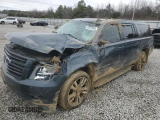 2020 Chevrolet Suburban Premier z VIN 1GNSKJKJ0LR279066, wystawiony jako Copart lot #44157655 z przebiegiem 99 477 mil mil oraz Szkoda całkowita • Salvage title. Historia ofert i sprzedaży dostępna na DreamBid. Obrazek 1.
