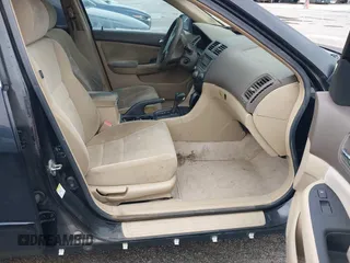 2007 Honda Accord LX with VIN 3HGCM564X7G708031, listed as a IAAI auction lot 42484887 with 572,788 mi miles and . Bid and sale history available at DreamBid. Image 5.