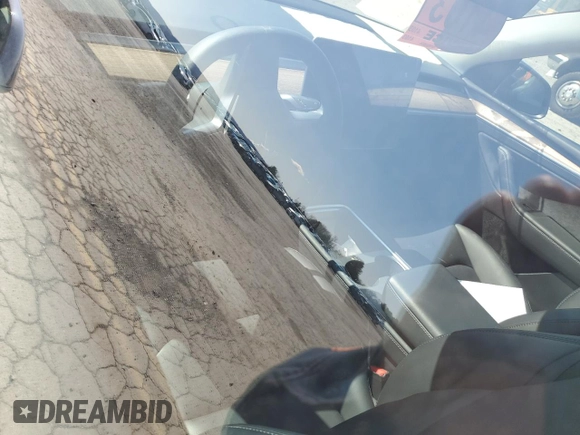 2023 Tesla Model Y Performance z VIN 7SAYGDEF9PF865129, wystawiony jako Copart lot #50228735 z przebiegiem Nie podano mil oraz Szkoda całkowita • Salvage title. Historia ofert i sprzedaży dostępna na DreamBid. Obrazek 8.