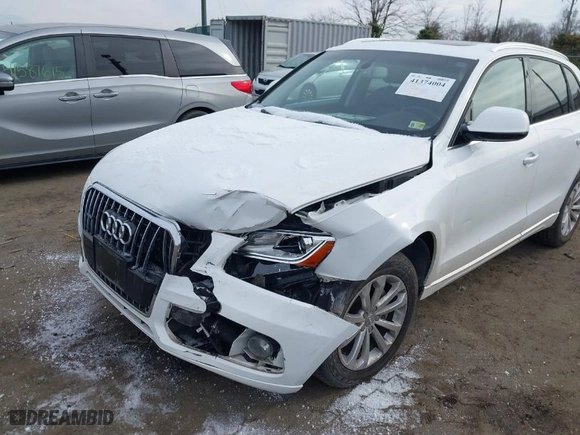 2016 Audi Q5 Premium with VIN WA1C2AFP1GA140297, listed as a IAAI auction lot 41374004 with 104,196 mi miles. Bid and sale history available at carsss.com. Image 6.