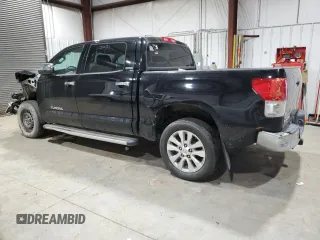 2013 Toyota Tundra Limited z VIN 5TFHY5F11DX272742, wystawiony jako Copart lot #82878854 z przebiegiem Nie podano mil oraz Czysty tytuł • Clean title. Historia ofert i sprzedaży dostępna na DreamBid. Obrazek 2.