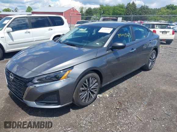 2025 Nissan Altima SV with VIN 1N4BL4DV0SN381826, listed as a IAAI auction lot 42201363 with 2,071 mi miles and . Bid and sale history available at DreamBid. Image 17.