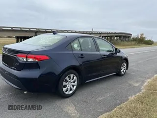 2021 Toyota Corolla LE with VIN JTDEPMAE3MJ123908, listed as a Copart auction lot 86070384 with 46,730 mi miles and Clean Title. Bid and sale history available at DreamBid. Image 4.