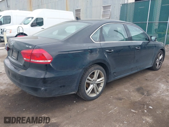 2015 Volkswagen Passat SE с VIN 1VWBV7A32FC034506, выставлен на аукционе IAAI как лот 42448158 с пробегом 312 926 миль миль и . История ставок и продаж доступна на DreamBid. Изображение 4.