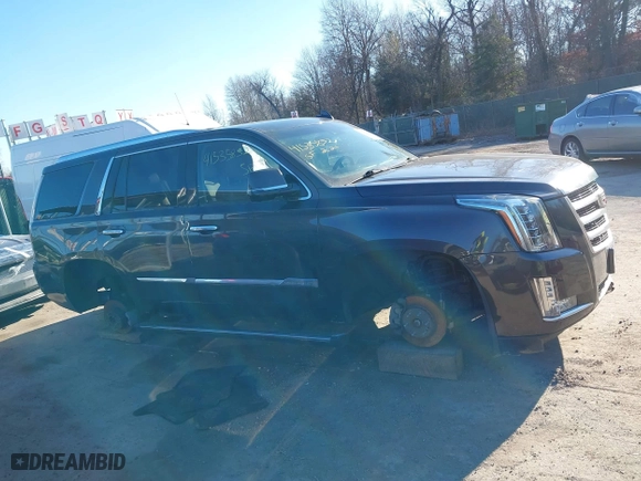 2016 Cadillac Escalade Premium Collection with VIN 1GYS4CKJ7GR374769, listed as a IAAI auction lot 41535852 with 138,260 mi miles. Bid and sale history available at carsss.com. Image 13.
