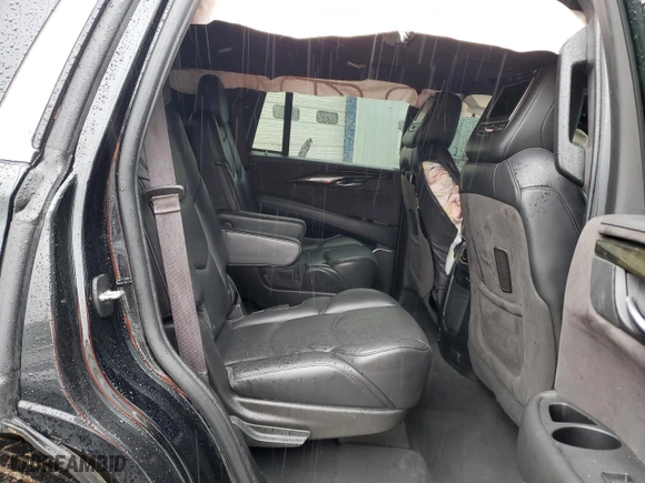 2017 Cadillac Escalade Platinum with VIN 1GYS4DKJ1HR325428, listed as a Copart auction lot 72035084 with 104,757 mi miles and Salvage Title. Bid and sale history available at carsss.com. Image 11.