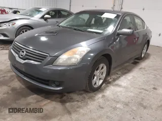 2008 Nissan Altima 2.5 SL with VIN 1N4AL21E78N557350, listed as a IAAI auction lot 41751997 with 215,078 mi miles. Bid and sale history available at carsss.com. Image 17.