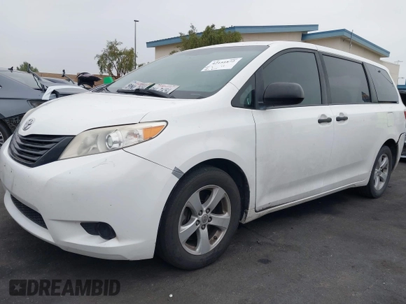 2017 Toyota Sienna L с VIN 5TDZZ3DC2HS800102, выставлен на аукционе IAAI как лот 42151872 с пробегом 182 675 миль миль и . История ставок и продаж доступна на DreamBid. Изображение 2.
