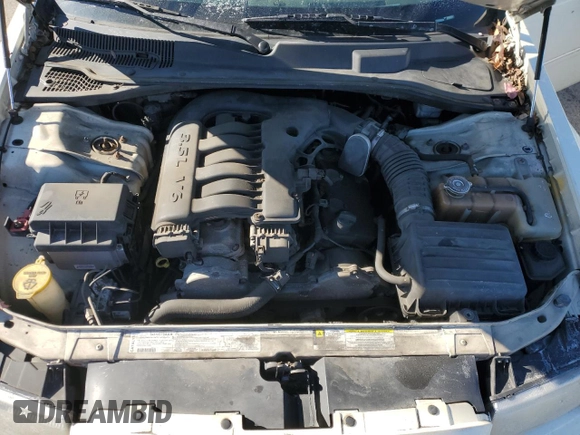 2006 Chrysler 300 Touring with VIN 2C3KK53G16H479854, listed as a Copart auction lot 87967275 with 140,110 mi miles and Salvage Title. Bid and sale history available at carsss.com. Image 12.