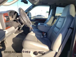 2007 Ford F-350 XL z VIN 1FTWW31P07EB09867, wystawiony jako Copart lot #86306794 z przebiegiem 78 475 mil mil oraz Szkoda całkowita • Salvage title. Historia ofert i sprzedaży dostępna na DreamBid. Obrazek 7.