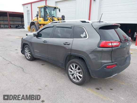 2018 Jeep Cherokee Limited with VIN 1C4PJLDB0JD565920, listed as a IAAI auction lot 41747170 with 121,604 mi miles and . Bid and sale history available at DreamBid. Image 3.