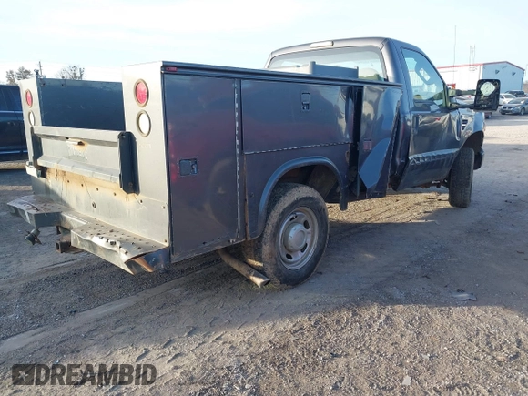 2008 Ford F-250 with VIN 1FDNF21528EC14458, listed as a IAAI auction lot 41011827 with 118,085 mi miles and . Bid and sale history available at DreamBid. Image 4.