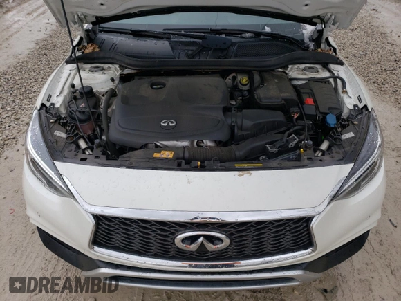 2018 Infiniti QX30 Premium with VIN SJKCH5CR6JA047992, listed as a Copart auction lot 82074053 with 42,479 mi miles. Bid and sale history available at carsss.com. Image 11.
