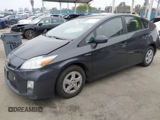 2010 Toyota Prius II with VIN JTDKN3DU7A0019672, listed as a IAAI auction lot 42160115 with 216,368 mi miles. Bid and sale history available at carsss.com. Image 2.