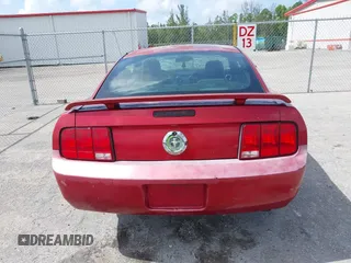 2005 Ford Mustang Deluxe with VIN 1ZVFT80N755162548, listed as a IAAI auction lot 42718109 with 98,194 mi miles and . Bid and sale history available at DreamBid. Image 16.
