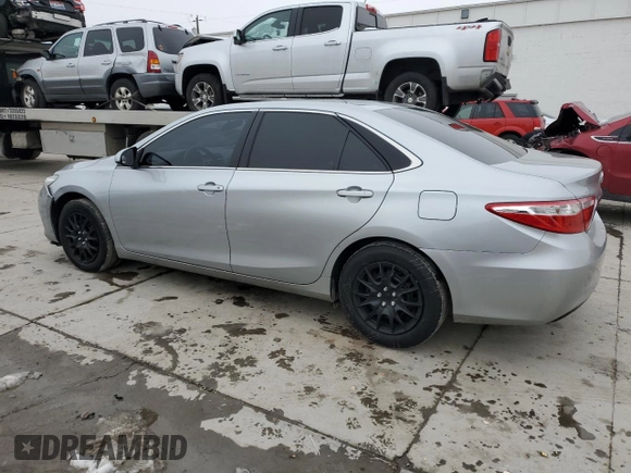 2015 Toyota Camry XLE with VIN 4T1BF1FK3FU066299, listed as a Copart auction lot 46264905 with 200,958 mi miles and Salvage Title. Bid and sale history available at carsss.com. Image 2.