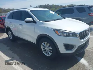 2017 Kia Sorento LX z VIN 5XYPGDA33HG273739, wystawiony jako IAAI lot #41912064 z przebiegiem 101 832 mil mil oraz . Historia ofert i sprzedaży dostępna na DreamBid. Obrazek 1.