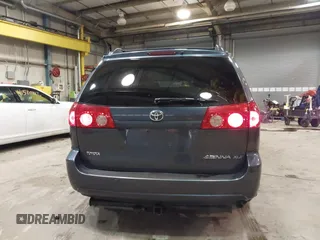 2010 Toyota Sienna XLE with VIN 5TDYK4CC2AS309994, listed as a IAAI auction lot 41487495 with 0 mi miles. Bid and sale history available at carsss.com. Image 16.