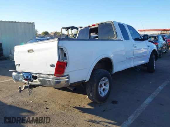 1999 Ford F-150 XL с VIN 1FTRX18L0XKB29703, выставлен на аукционе IAAI как лот 41644163 с пробегом Не указан миль и . История ставок и продаж доступна на DreamBid. Изображение 4.