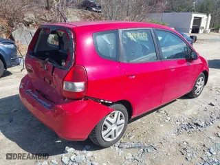 2007 Honda Fit with VIN JHMGD38427S015415, listed as a IAAI auction lot 41919284 with 131,701 mi miles. Bid and sale history available at carsss.com. Image 4.