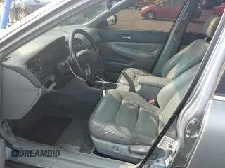 1994 Honda Accord EX с VIN JHMCD5666RC090288, выставлен на аукционе Copart как лот 60369025 с пробегом 157 086 миль миль и Списание • Salvage title. История ставок и продаж доступна на DreamBid. Изображение 7.