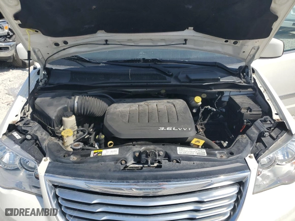2013 Chrysler Town & Country Touring with VIN 2C4RC1BG3DR583268, listed as a Copart auction lot 47130915 with 142,771 mi miles and Salvage Title. Bid and sale history available at carsss.com. Image 12.