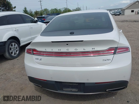 2019 Lincoln MKZ Hybrid Reserve II z VIN 3LN6L5MUXKR632126, wystawiony jako IAAI lot #42186526 z przebiegiem 130 364 mil mil oraz . Historia ofert i sprzedaży dostępna na DreamBid. Obrazek 16.