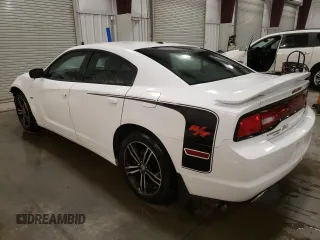 2013 Dodge Charger RT with VIN 2C3CDXDT1DH619789, listed as a Copart auction lot 84792364 with 27,991 mi miles and Salvage Title. Bid and sale history available at carsss.com. Image 2.