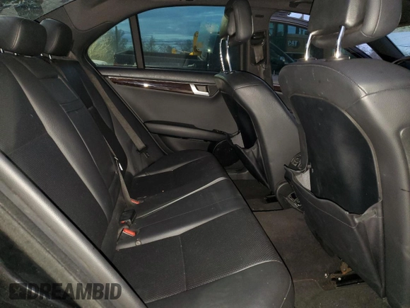 2014 Mercedes-Benz C 350 Sport with VIN WDDGF5HB8EA941400, listed as a Copart auction lot 83337764 with 184,137 mi miles and Clean Title. Bid and sale history available at DreamBid. Image 10.