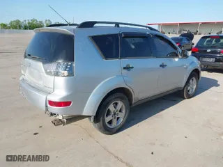 2007 Mitsubishi Outlander ES with VIN JA4MS31X37U010625, listed as a IAAI auction lot 42000410 with 294,363 mi miles. Bid and sale history available at carsss.com. Image 4.