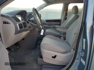 2009 Chrysler Town & Country Touring with VIN 2A8HR54129R637766, listed as a Copart auction lot 48561705 with 53,706 mi miles and Salvage Title. Bid and sale history available at DreamBid. Image 7.