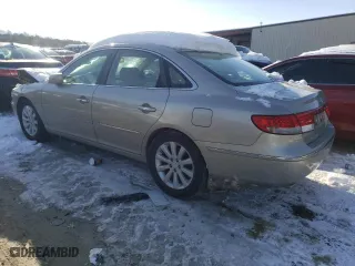 2009 Hyundai Azera GLS with VIN KMHFC46D69A352585, listed as a Copart auction lot 41374665 with 107,264 mi miles and Salvage Title. Bid and sale history available at carsss.com. Image 2.