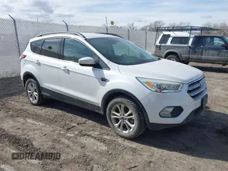 2017 Ford Escape SE with VIN 1FMCU9G97HUE75333, listed as a IAAI auction lot 41714772 with 171,603 mi miles. Bid and sale history available at carsss.com. Image 1.