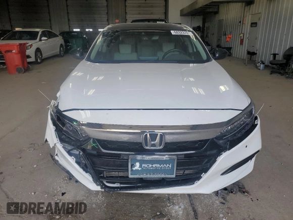 2019 Honda Accord Touring z VIN 1HGCV2F95KA019643, wystawiony jako Copart lot #60323705 z przebiegiem 98 662 mil mil oraz Szkoda całkowita • Salvage title. Historia ofert i sprzedaży dostępna na DreamBid. Obrazek 5.