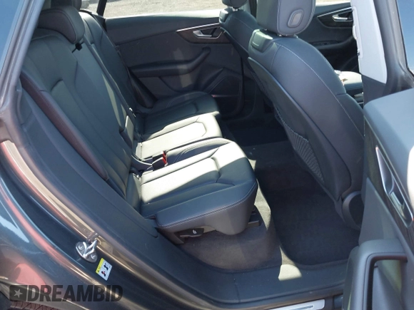 2021 Audi Q8 Premium Plus with VIN WA1EVAF16MD026866, listed as a IAAI auction lot 41555574 with 34,270 mi miles and . Bid and sale history available at DreamBid. Image 8.