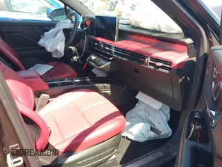 2023 Lincoln Corsair Reserve z VIN 5LMCJ2DA0PUL16311, wystawiony jako IAAI lot #42190225 z przebiegiem 26 561 mil mil oraz . Historia ofert i sprzedaży dostępna na DreamBid. Obrazek 5.