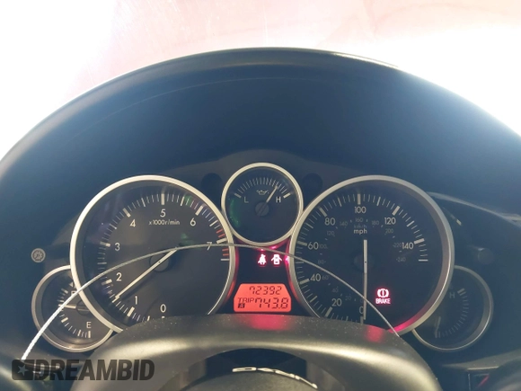 2007 Mazda MX-5 Miata Sport z VIN JM1NC25F970132299, wystawiony jako IAAI lot #41622791 z przebiegiem 72 392 mil mil oraz . Historia ofert i sprzedaży dostępna na DreamBid. Obrazek 7.