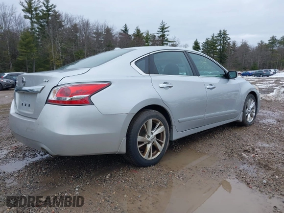 2015 Nissan Altima S with VIN 1N4AL3AP1FC147837, listed as a IAAI auction lot 37730300 with 145,409 mi miles and . Bid and sale history available at DreamBid. Image 4.
