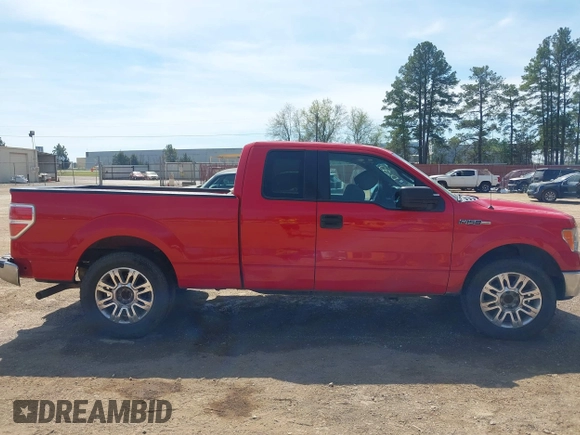 2014 Ford F-150 XL with VIN 1FTFX1CF0EKD63275, listed as a IAAI auction lot 41779075 with 250,504 mi miles. Bid and sale history available at carsss.com. Image 13.