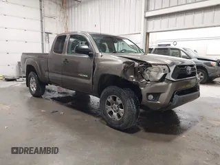 2013 Toyota Tacoma with VIN 5TFUU4EN9DX076105, listed as a IAAI auction lot 42465284 with 131,362 mi miles and . Bid and sale history available at DreamBid. Image 1.