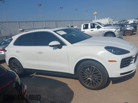 2019 Porsche Cayenne z VIN WP1AA2AYXKDA12829, wystawiony jako IAAI lot #42050935 z przebiegiem 80 056 mil mil oraz . Historia ofert i sprzedaży dostępna na DreamBid. Obrazek 13.