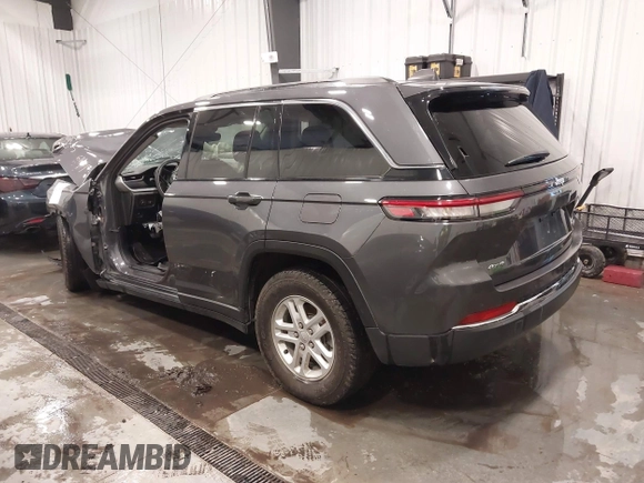 2023 Jeep Grand Cherokee Altitude with VIN 1C4RJHAG9P8890136, listed as a IAAI auction lot 41311418 with Not provided miles and . Bid and sale history available at DreamBid. Image 3.