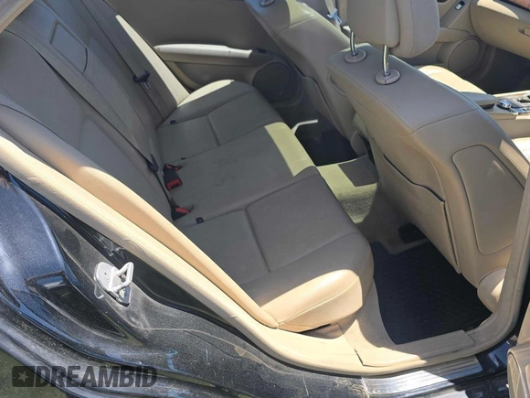 2012 Mercedes-Benz C 300 Sport z VIN WDDGF8BB3CR193809, wystawiony jako Copart lot #62795425 z przebiegiem 175 000 mil mil oraz Szkoda całkowita • Salvage title. Historia ofert i sprzedaży dostępna na DreamBid. Obrazek 6.