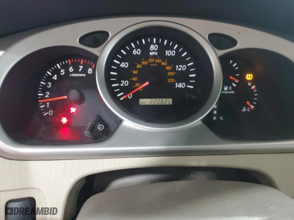2004 Toyota Highlander with VIN JTEEP21A240013936, listed as a Copart auction lot 48365465 with 220,625 mi miles and Salvage Title. Bid and sale history available at carsss.com. Image 9.